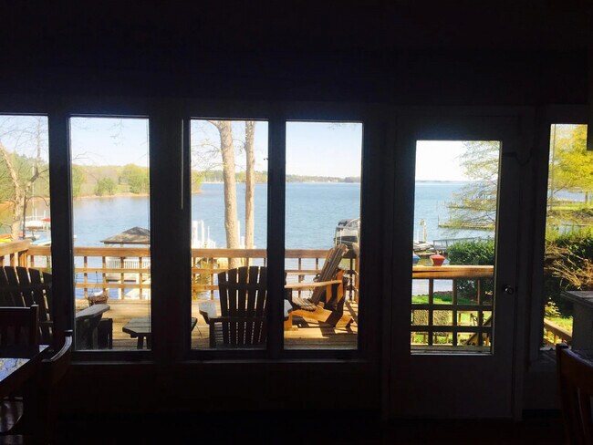 Photo - 8017 Shore Dr