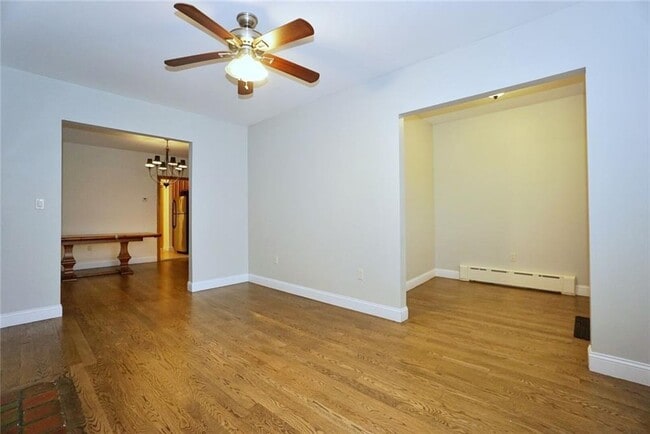 Photo - 556 81st St Unit 2