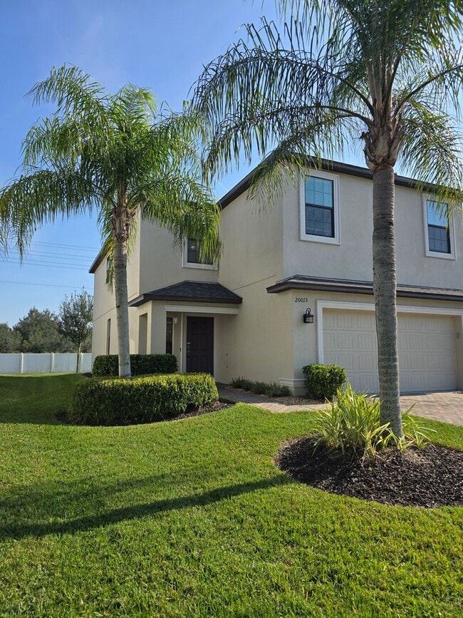 Photo - Beautiful Home in the Gated Community of Live Oak – New Tampa