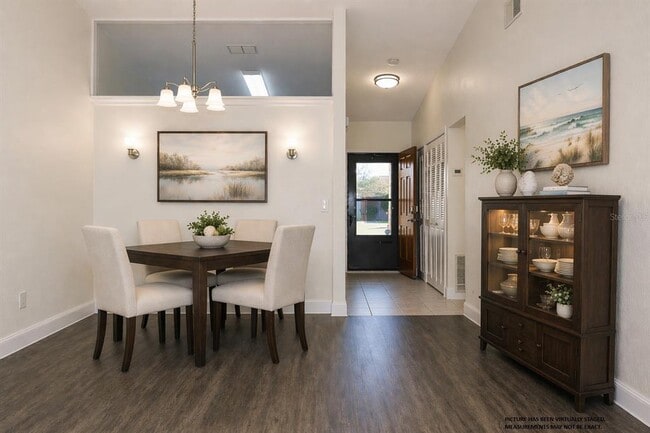 Photo - 1382 Hendren Dr