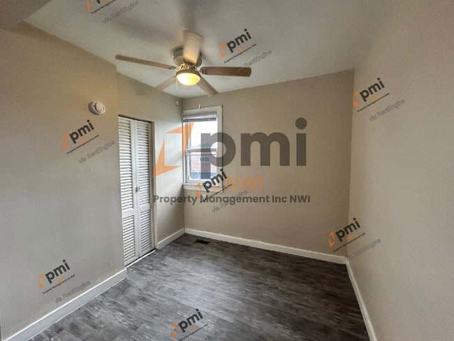 Photo - 4901 Walsh Ave Unit 2