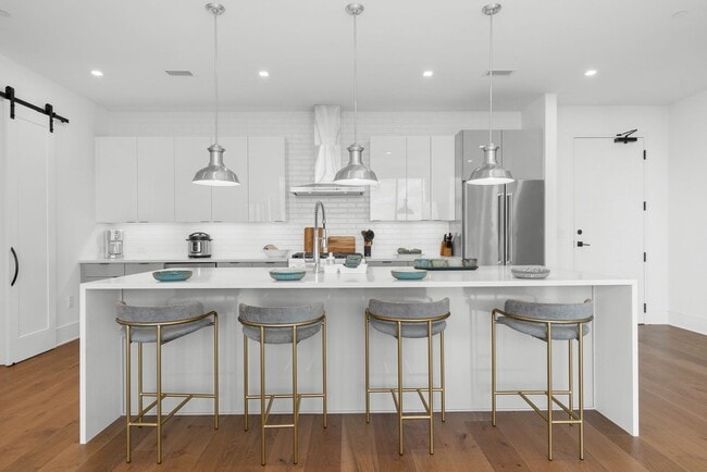 Photo - Premier Penthouse Suite at Seven 88 West Midtown-