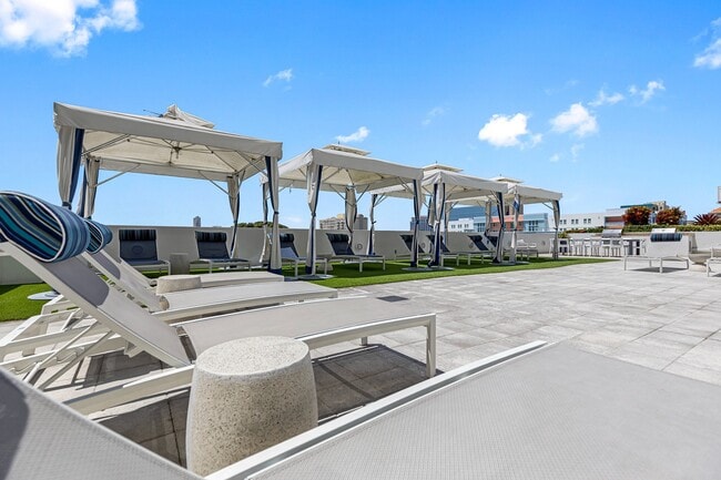 Terraza solárium - The Mile