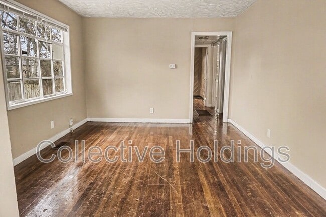 Photo - 1520 17th Way SW