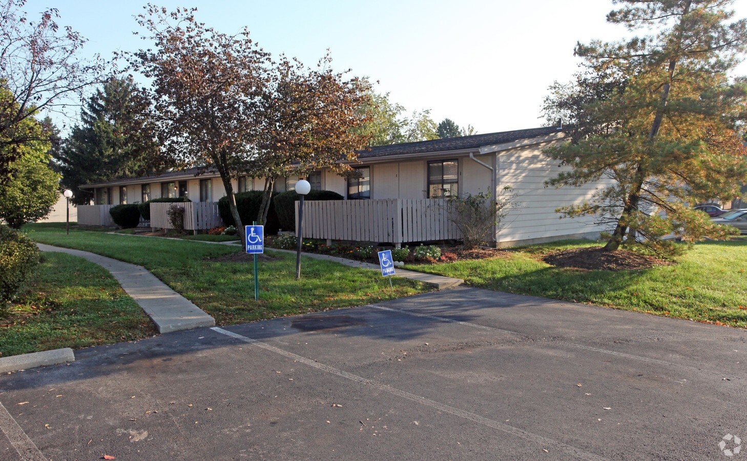 Suffolk Grove - Suffolk Grove