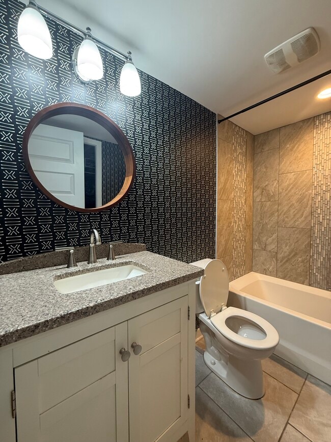 Photo - 149 N Potomac St