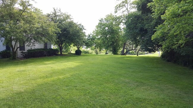 Photo - 552 Mendon Rd