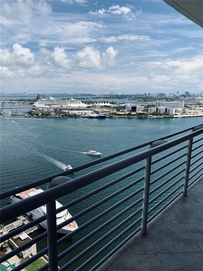 Photo - 335 S Biscayne Blvd Unit 2908