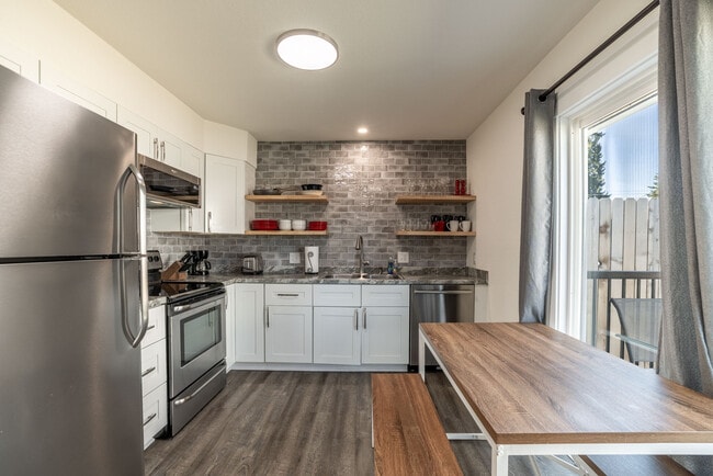 Photo - 711 W Davidson Ave Unit 711 Davidson