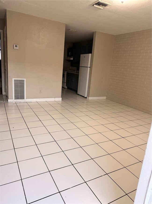 Photo - 2500 NW 21st St Unit 1