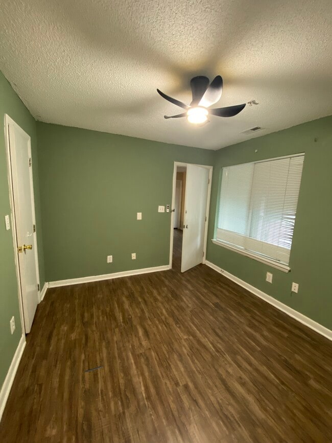 Photo - 1221 University Ct Unidad 202A