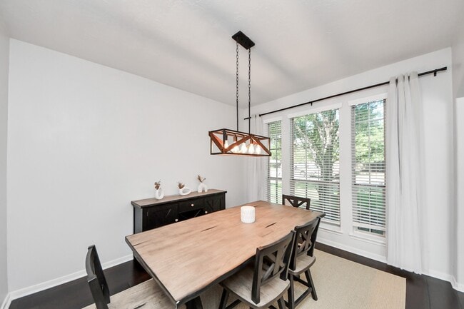 Photo - 30214 Vinebriar Dr