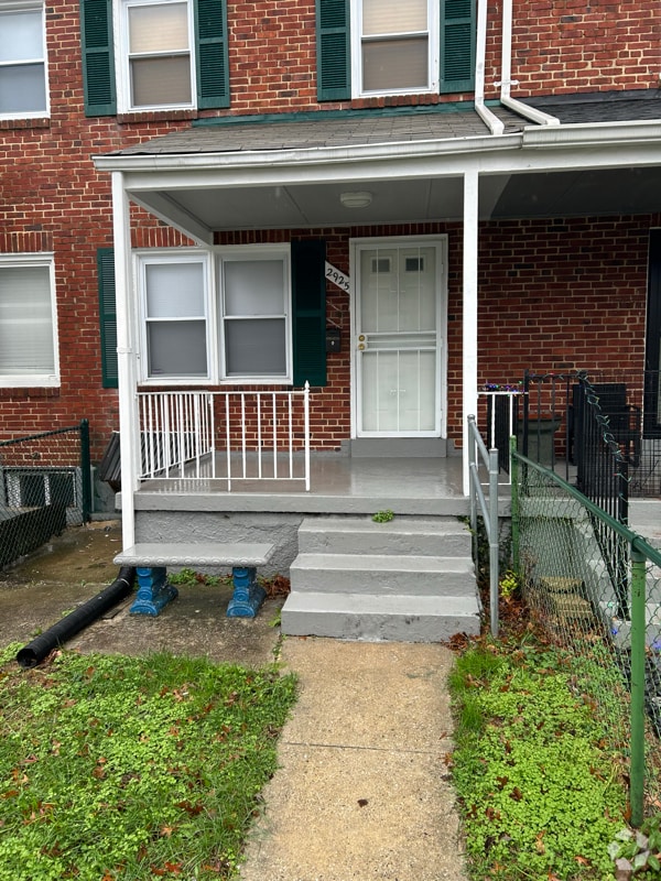 Building Photo - 4515 Umatilla Ave Rental
