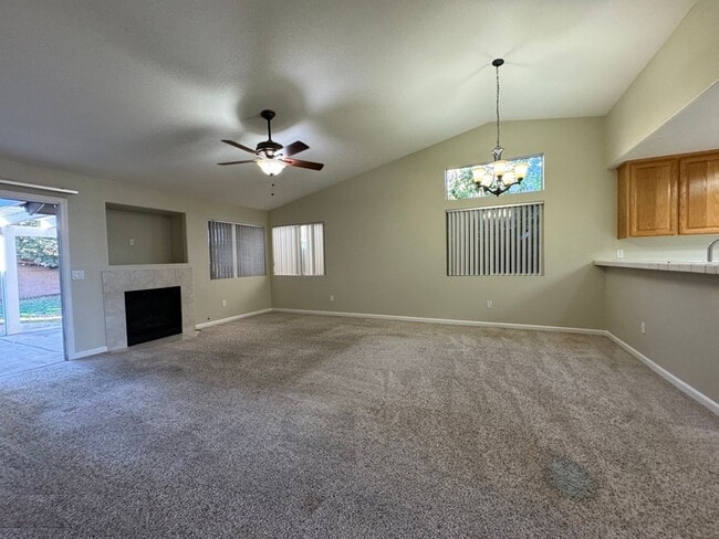 Photo - Charming 3bedroom 2 bath home in Elk Grove.