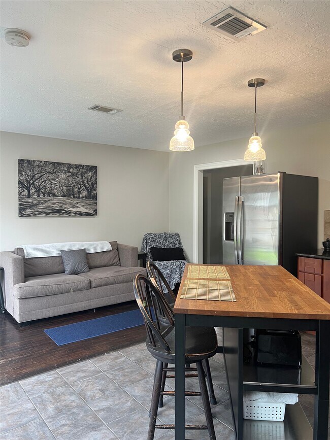 Photo - 4314 Gano St