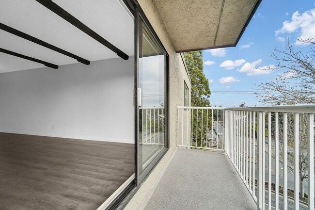 Vista Terrace Apartments