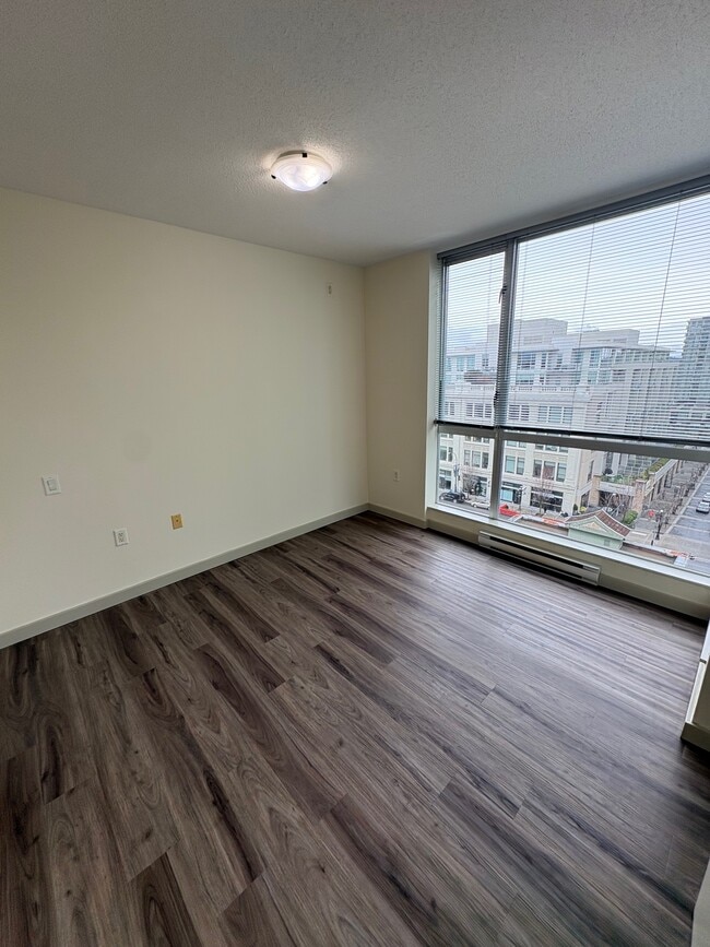 Photo - 732 Cormorant St Unit 903