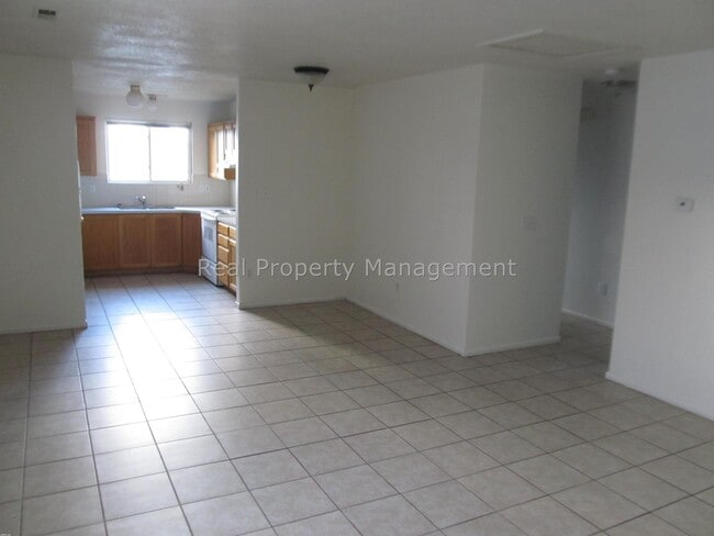 Building Photo - 279 W 1100 N Unit 279 W 1100 N # 1
