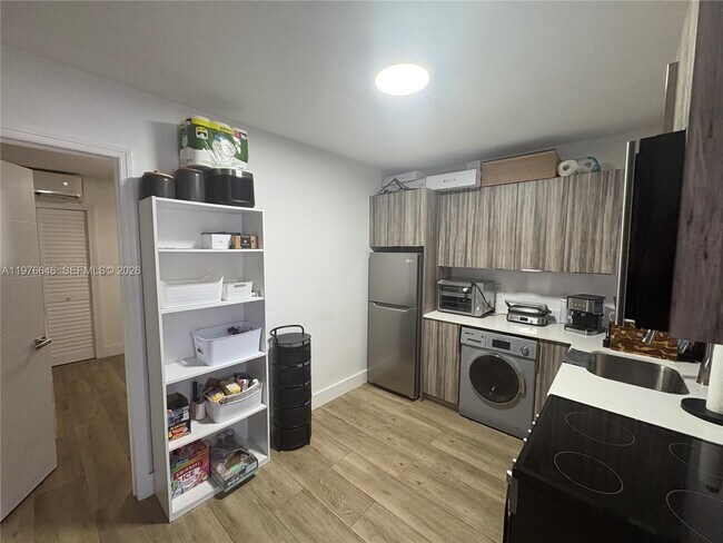 Photo - 2276 SW 2nd St Unit 2276