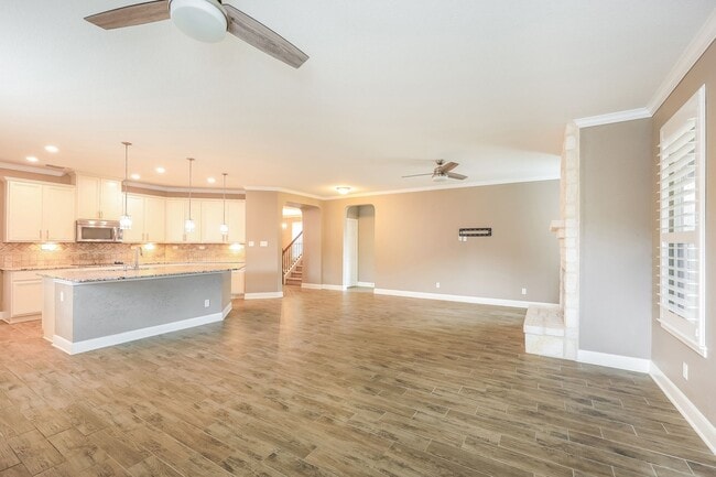 Photo - 3793 Square feet! 5 Bedrooms 4 bathrooms- Huge backyard with covered patio