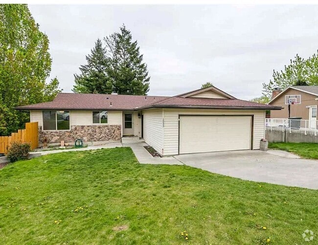 Building Photo - 1533 Ridgeview Ct Rental