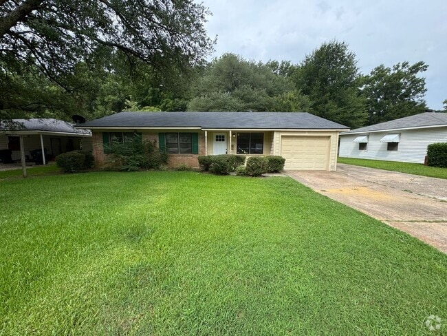 Building Photo - Like New 3 Bedroom home in Southern Hills