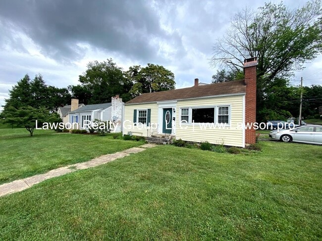 Building Photo - Charming South Roanoke Two Bedroom-One Lev... Rental