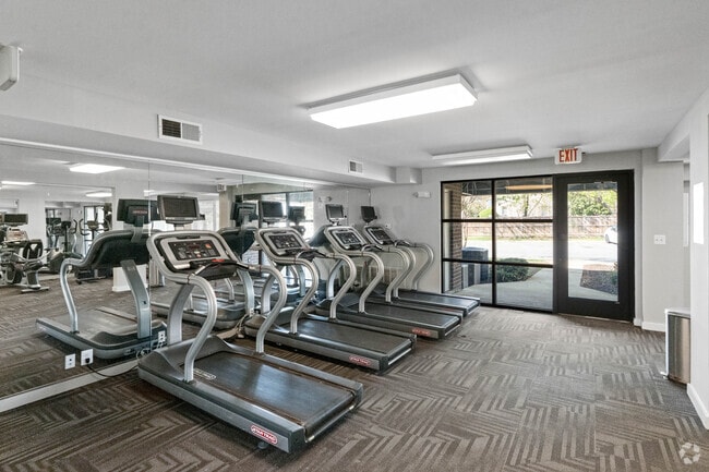 Fitness Center - Summerlyn Apartments