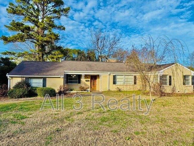 Building Photo - 2767 Biltmore Ave