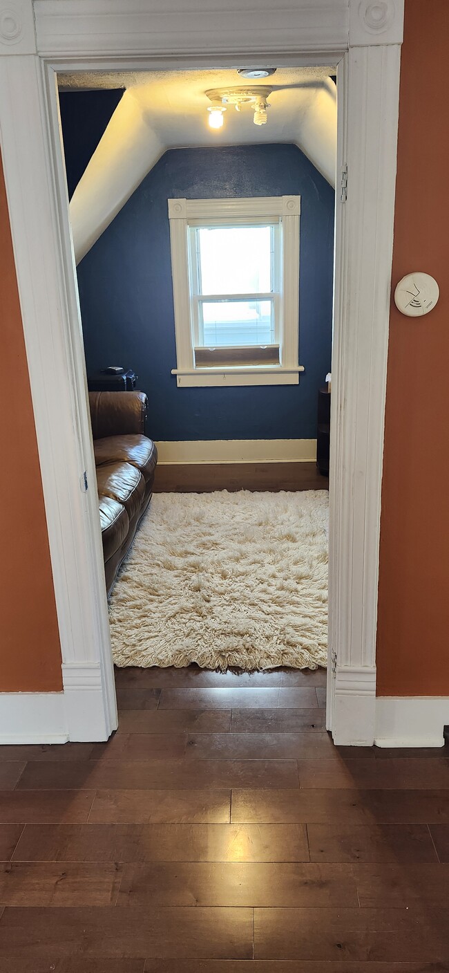 Photo - 904 Monroe Ave Unidad 1/2