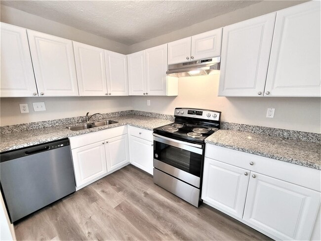 Photo - 10329 Wicklowe St