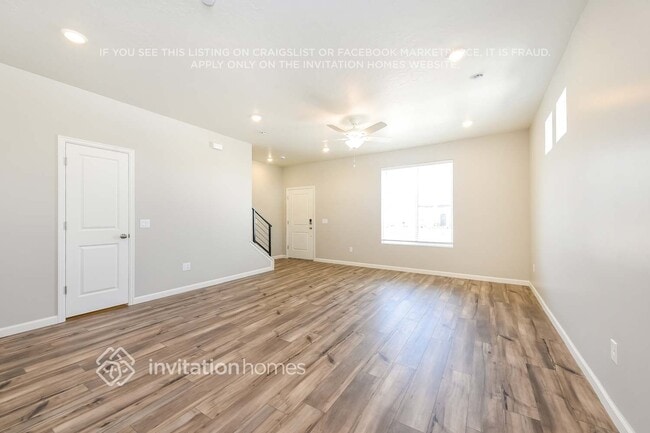 Photo - 46 N Riverside Dr