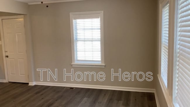 Photo - 2731 Ontario St