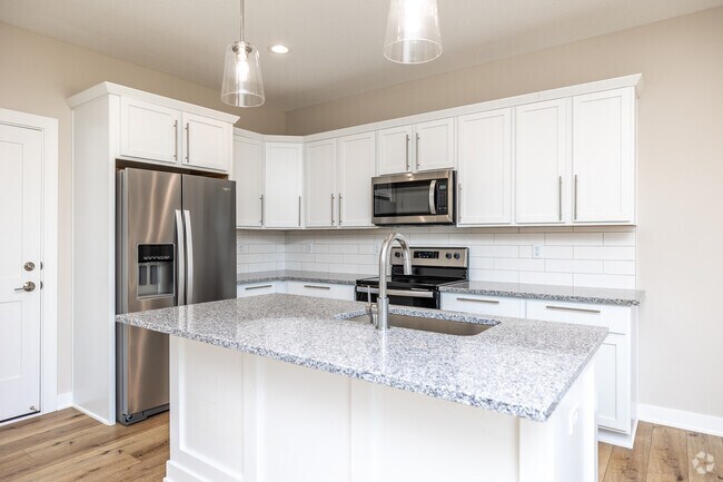 3BR, 2.5BA - 1,751 SF - Manchester Townhomes