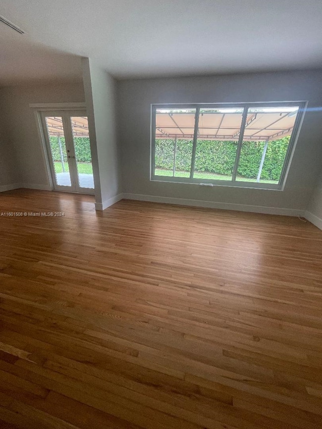 Photo - 5901 SW 72nd Ave