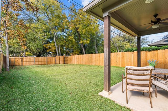 Photo - 406 Foch St