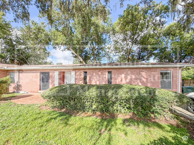 Photo - 2417 Carolina Ave