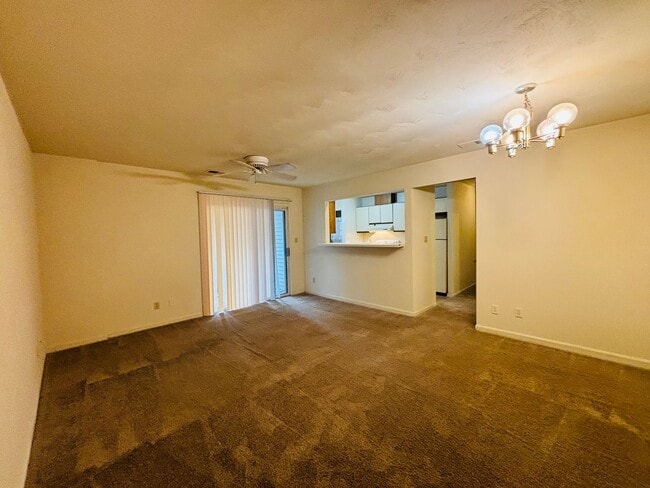Photo - 403 Berryfield Ln