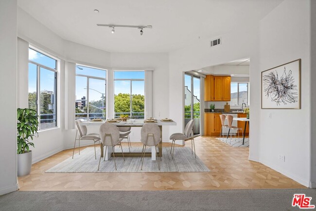 Photo - 1325 Arizona Ave Unit 201