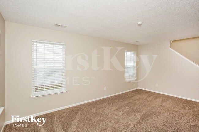 Photo - 15563 Dusty Trail