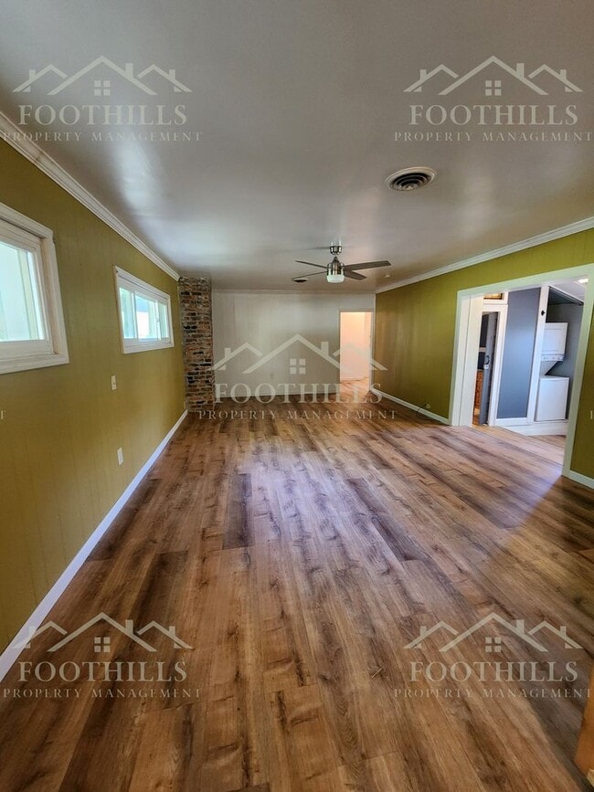 Photo - Charming Lake Cottage 2 Bedroom/2 Bath
