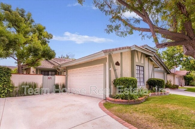 Building Photo - 26076 Viento Ct