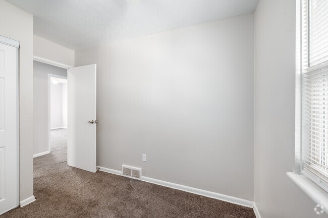 3BR, 1BA - 916SF - Third Bedroom