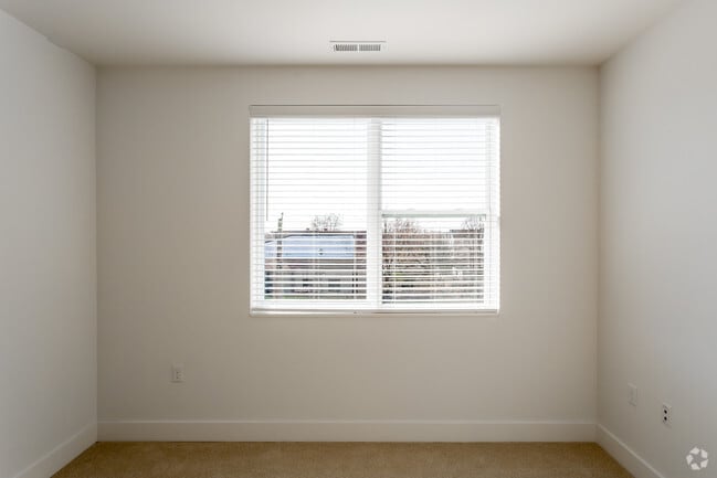 Photo - Poste Apartments