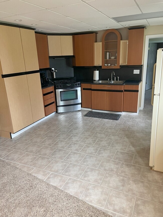 2006 Buckeye Dr. Basement Apartment House Rental in Sharpsville, PA