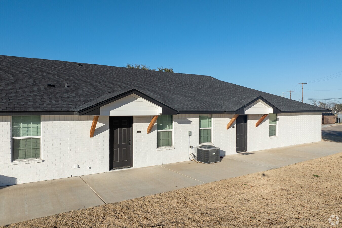 Primary - 9114 Royal Ln Apartments