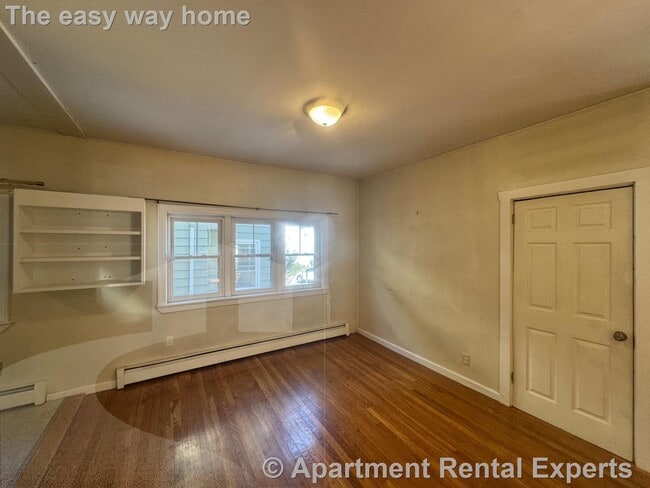 Photo - 71 Winchester St Unit #1