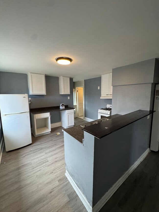 Photo - 2411 61st St Unit Upper