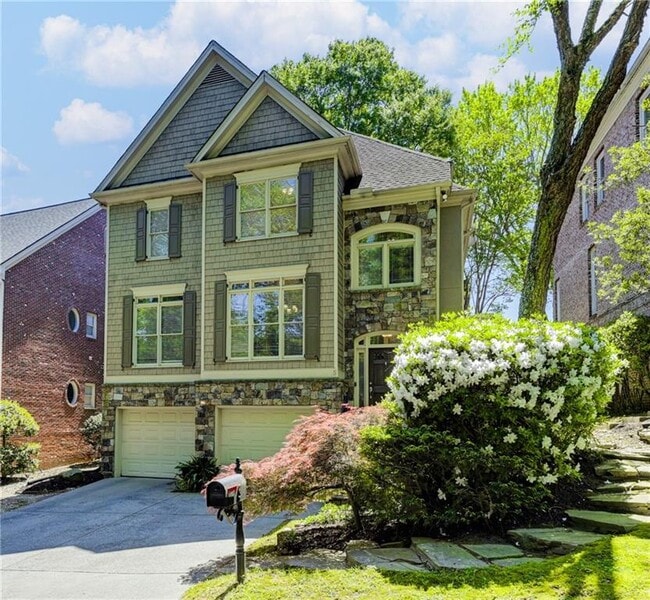 Photo - 2745 Lenox Rd NE