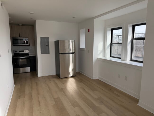 Photo - 4126 Parkside Ave Unit 4126 PARKSIDE AVE